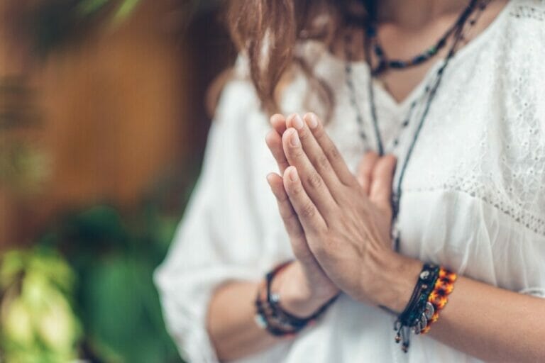 What Is Namaste? & Benefits Of Using It