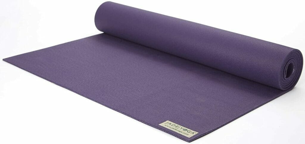How do you clean a yoga mat at home?